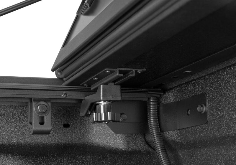 BAK 22-25 Toyota Tundra 5.6ft. Bed w/o Track Sys BAKFlip MX4 TS