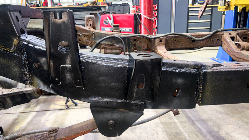 Rust Buster 2004-2012 Chevy Colorado &amp; GMC Canyon Rear ward Leaf Spring Mount - Right