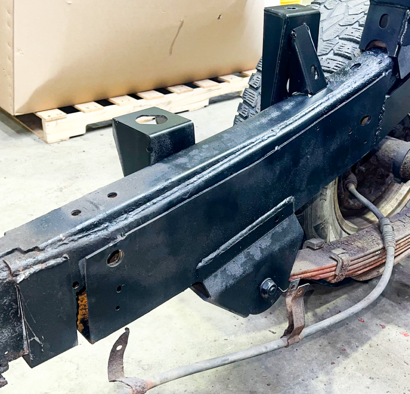 Rust Buster 2004-2012 Chevy Colorado &amp; GMC Canyon Rear ward Leaf Spring Mount - Right