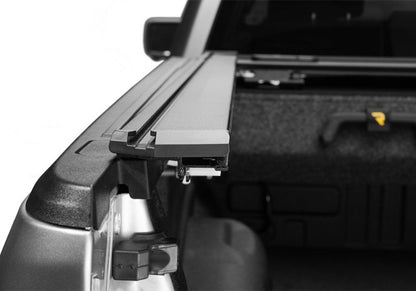 Retrax 17-26 Ford F-250/350 Super Duty Short Bed 6ft8in. RetraxPRO EZ-Off FRC-4000