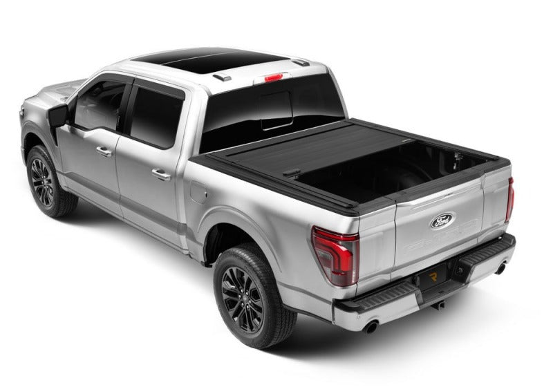 RealTruck 19-26 RAM 1500 5.7ft Bed w/RAMBOX (w or w/o MultiFunc Tailgate) RetraxPRO EZ-Off FRC-4000