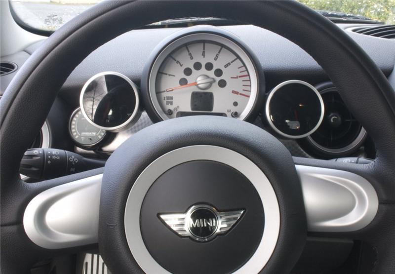 ALTA 07-12 Mini Cooper/S/JCW (Incl. 09-12 Convertible) &amp; 09-12 Clubman Gauge Pod 52-60mm (Single)