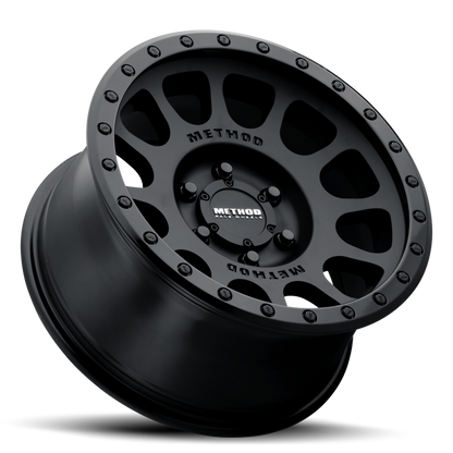Method MR305890871018 MR305 NV 18x9 Wheel for 1999-2026 Ford F-250/F-350
