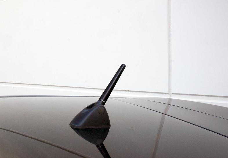 PERRIN 08-14 Subaru WRX/STI &amp; 09-14 Forester Shorty Antenna w/OEM Pivoting Base - 3in. Mast