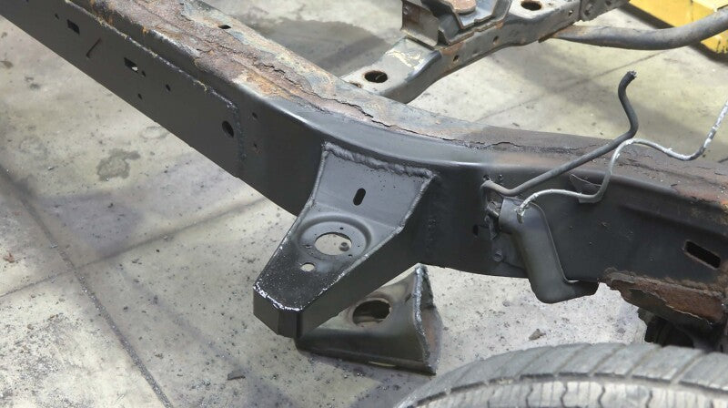 Rust Buster 4Runner &amp; FJ Cruiser Front Body Frame Mount - Right