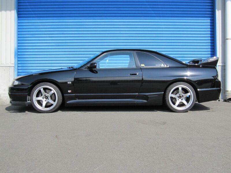 HKS 80330-AN007 Hipermax S Coilovers for 95-02 Nissan Skyline GT-R RB26DETT